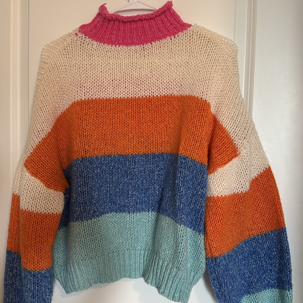 Color Block Sweater - Picture 9 of 13